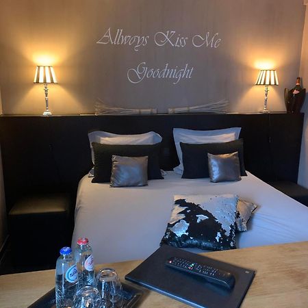 Maison Beau Bed and Breakfast Zonhoven Esterno foto