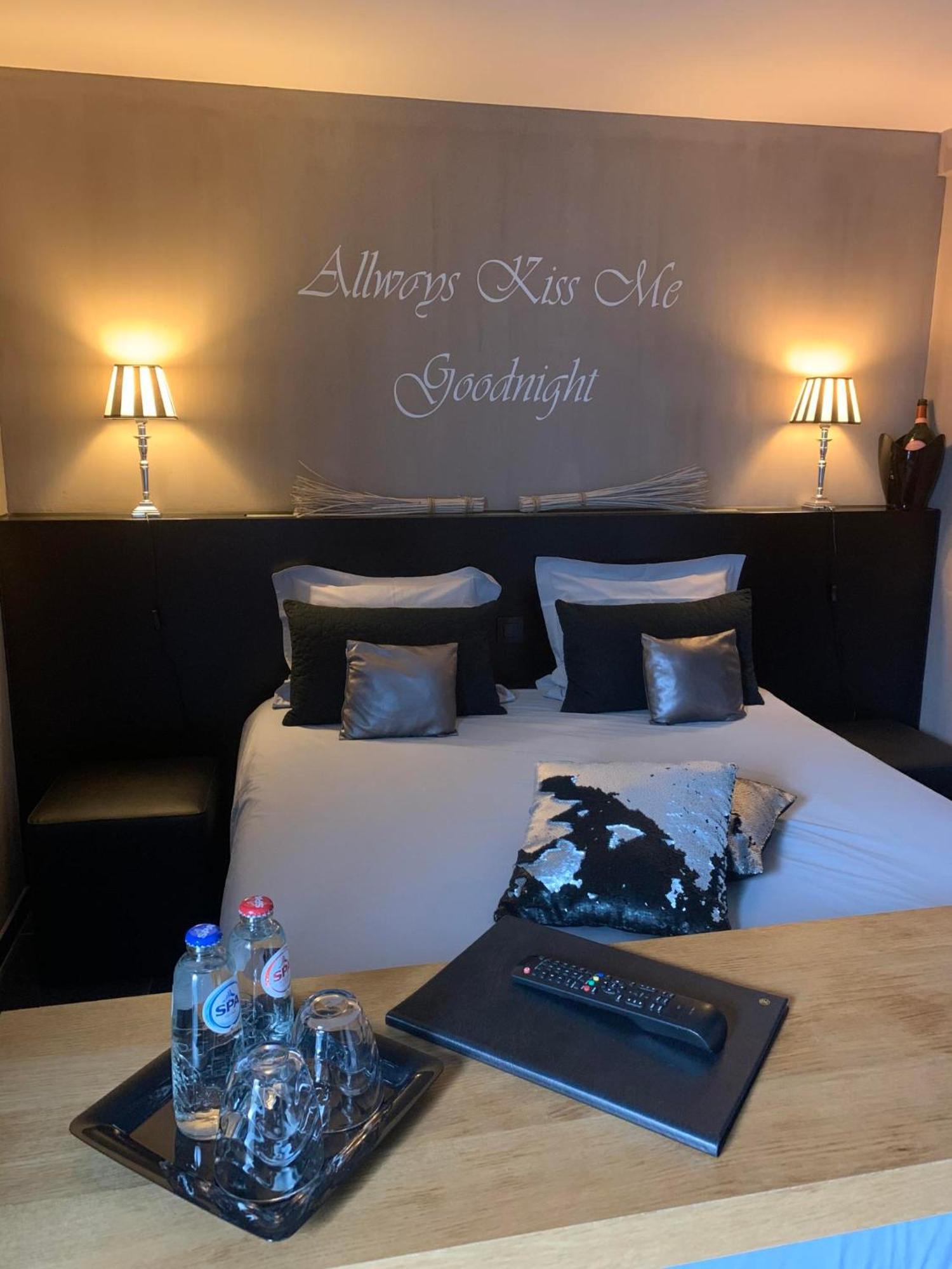 Maison Beau Bed and Breakfast Zonhoven Esterno foto