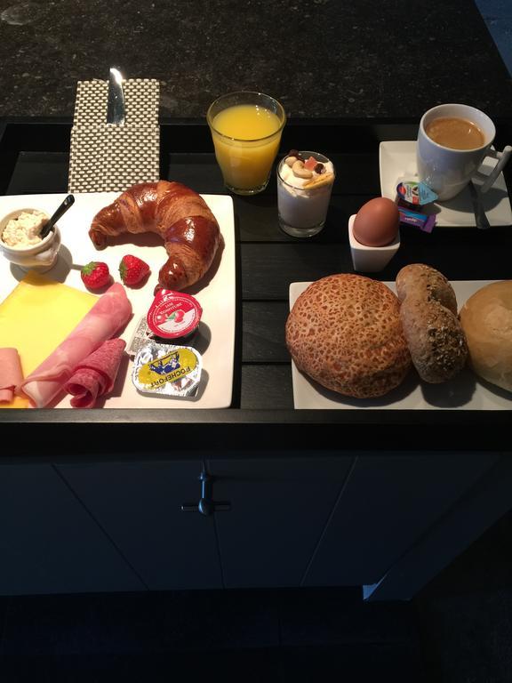 Maison Beau Bed and Breakfast Zonhoven Esterno foto